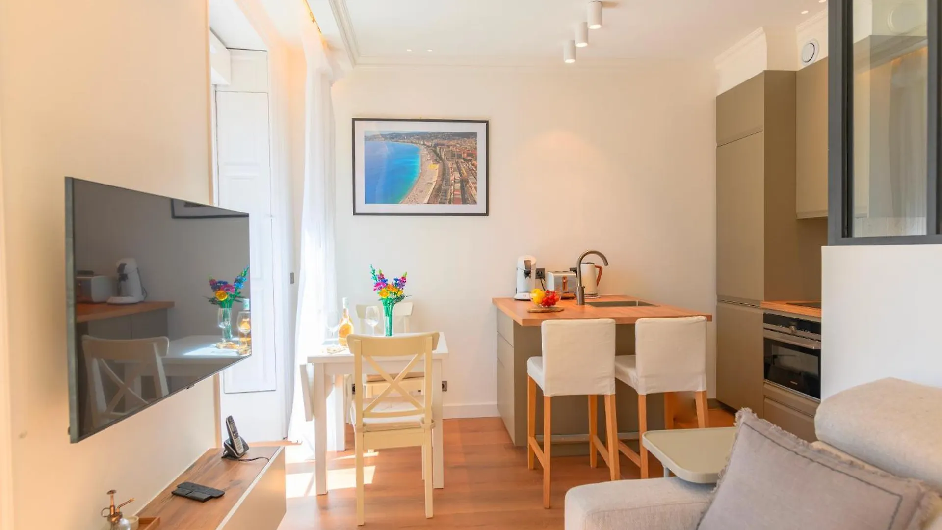 Appartement Hyper Centre, Balcon, 5Min De La Plage, Ac Nice