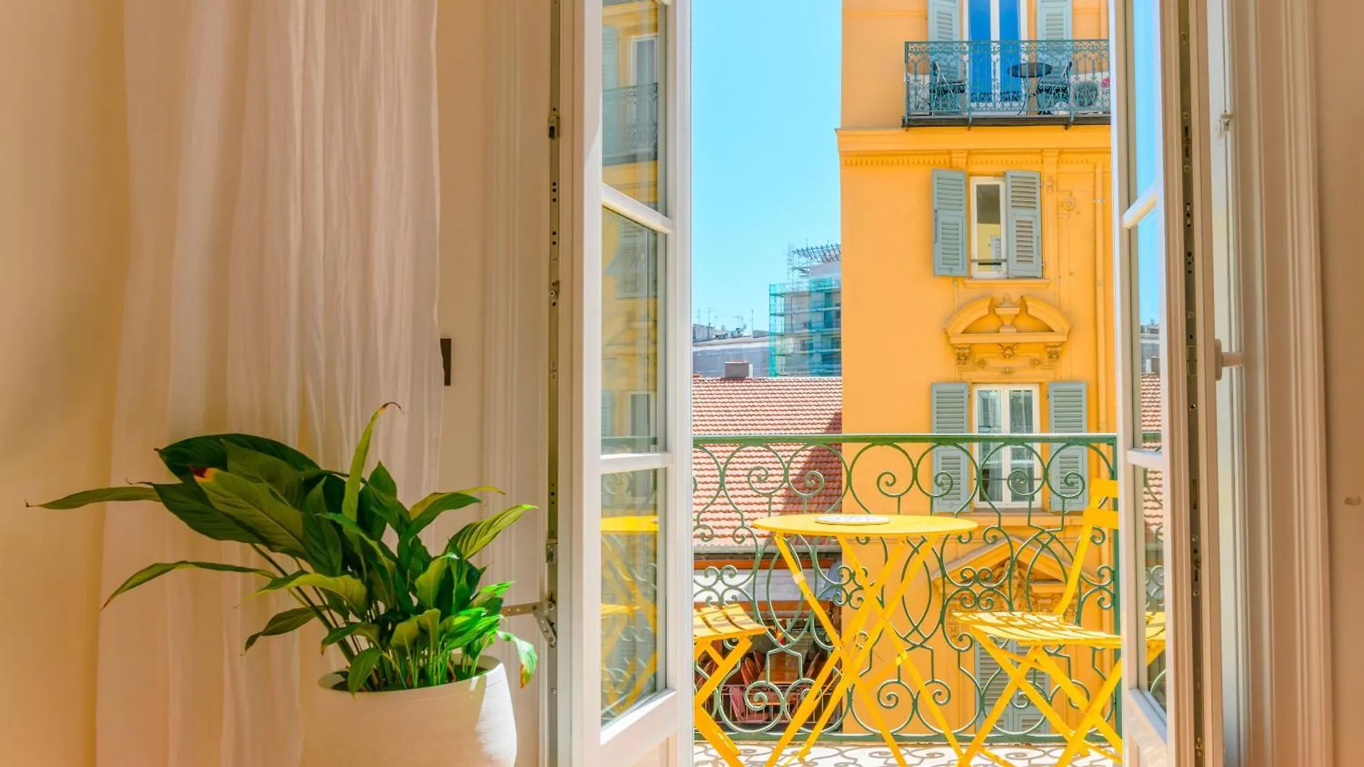 Contacten van Hyper Centre, Balcon, 5Min De La Plage, Ac